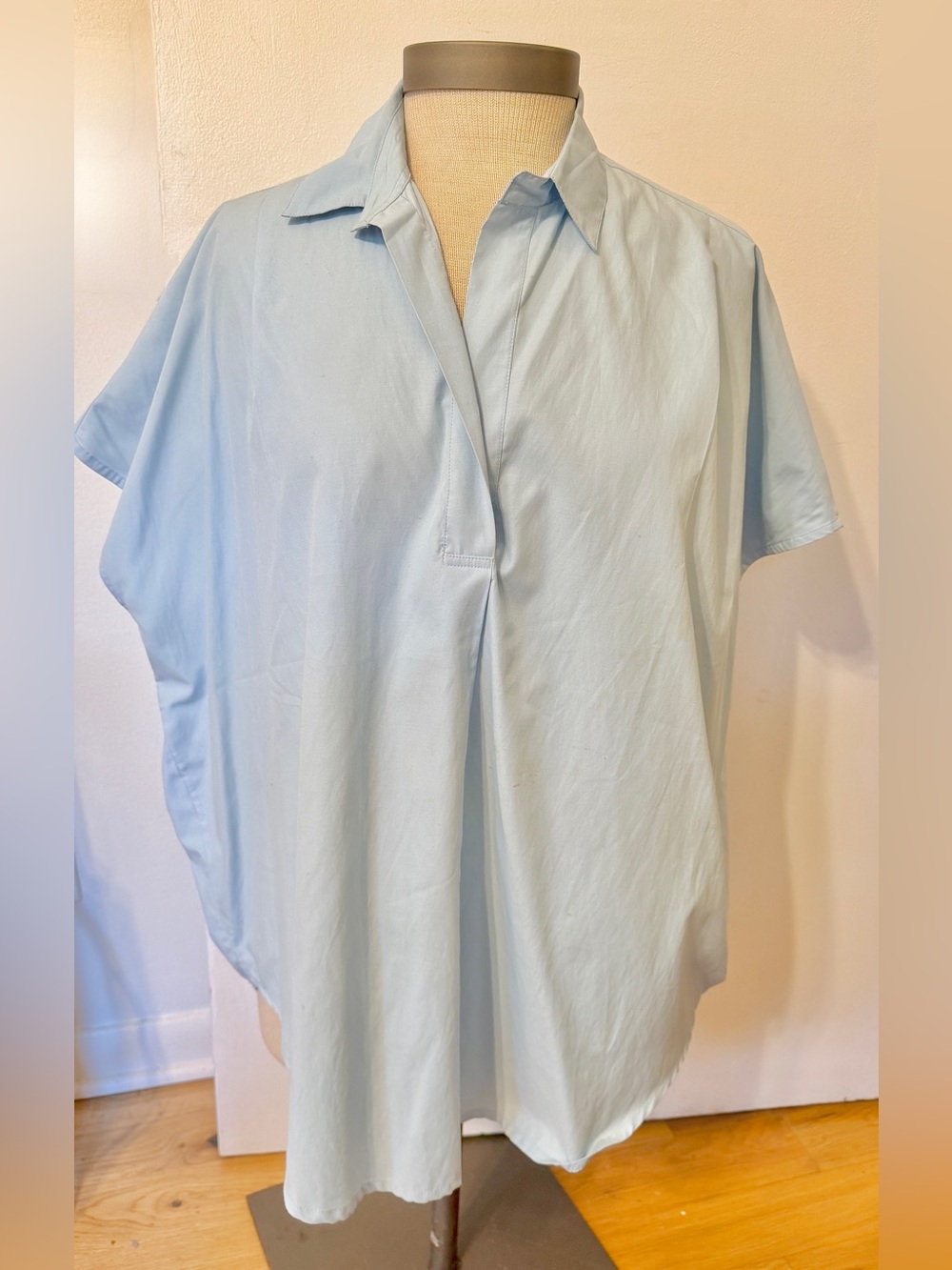 French Connection Pale Blue Short-Sleeve Collared Tunic in Crisp Popover Design